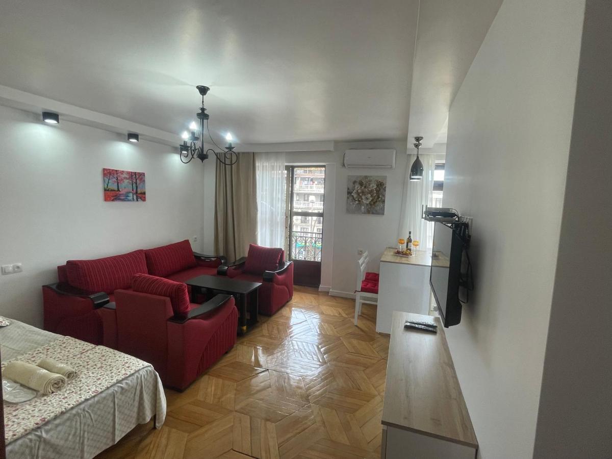Apartment 2 Minutes From The Sea Batumi Zewnętrze zdjęcie